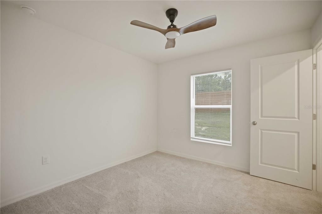 For Sale: $232,000 (3 beds, 2 baths, 1272 Square Feet)