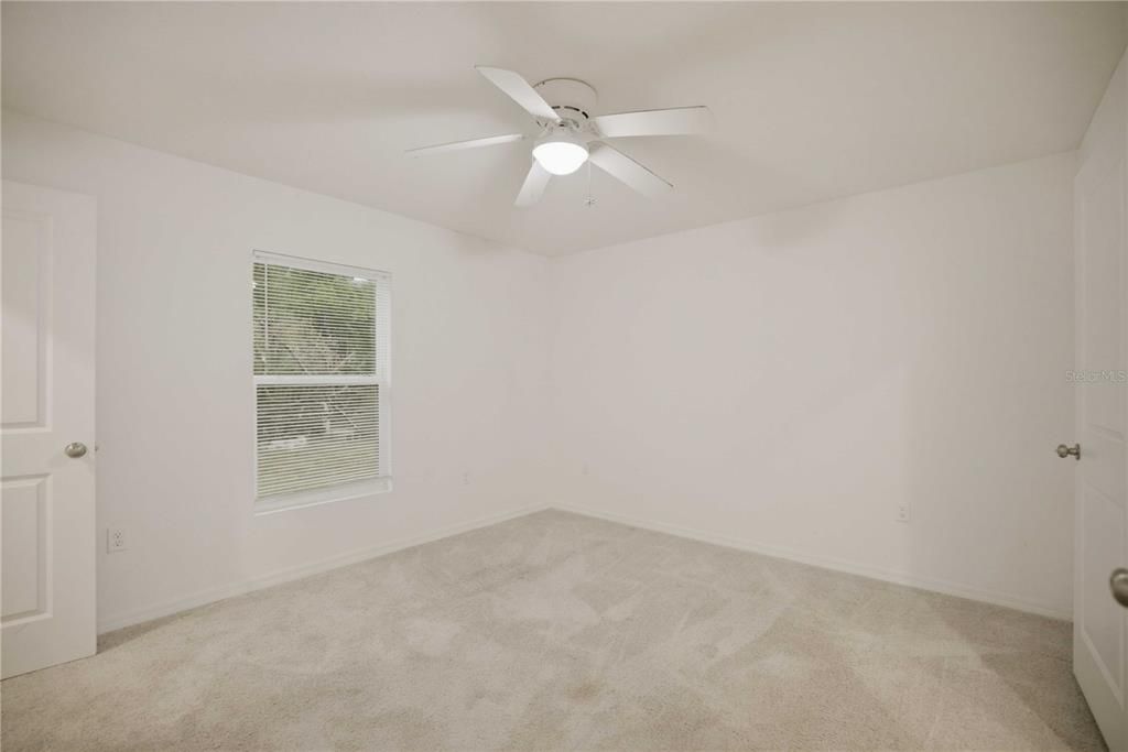 For Sale: $232,000 (3 beds, 2 baths, 1272 Square Feet)