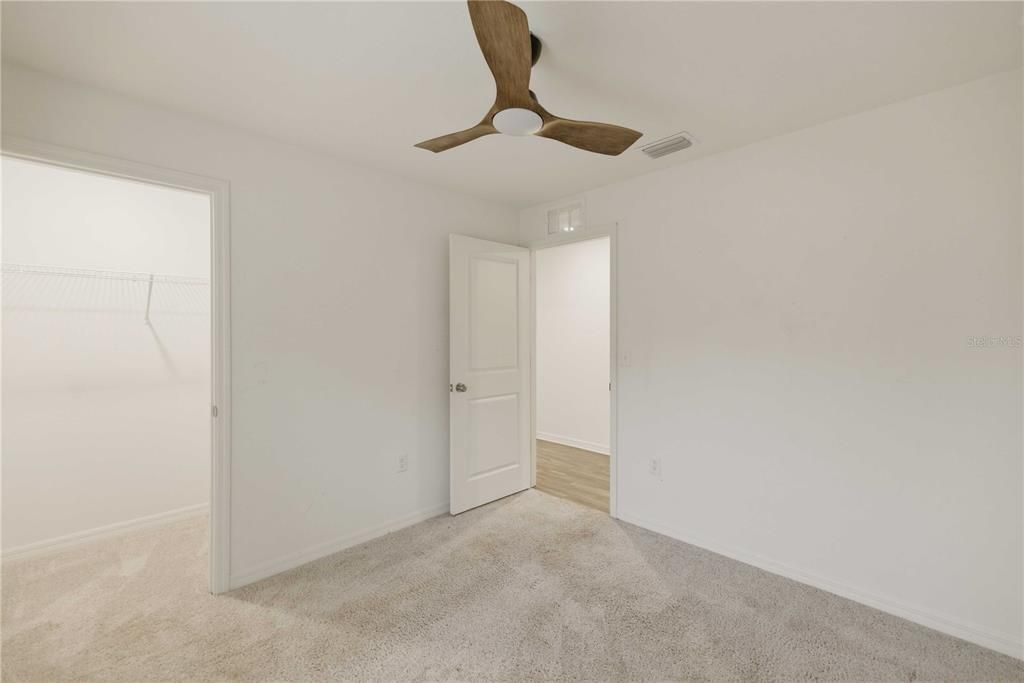 For Sale: $232,000 (3 beds, 2 baths, 1272 Square Feet)