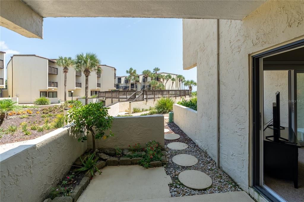 En Venta: $450,000 (2 camas, 2 baños, 1350 Pies cuadrados)