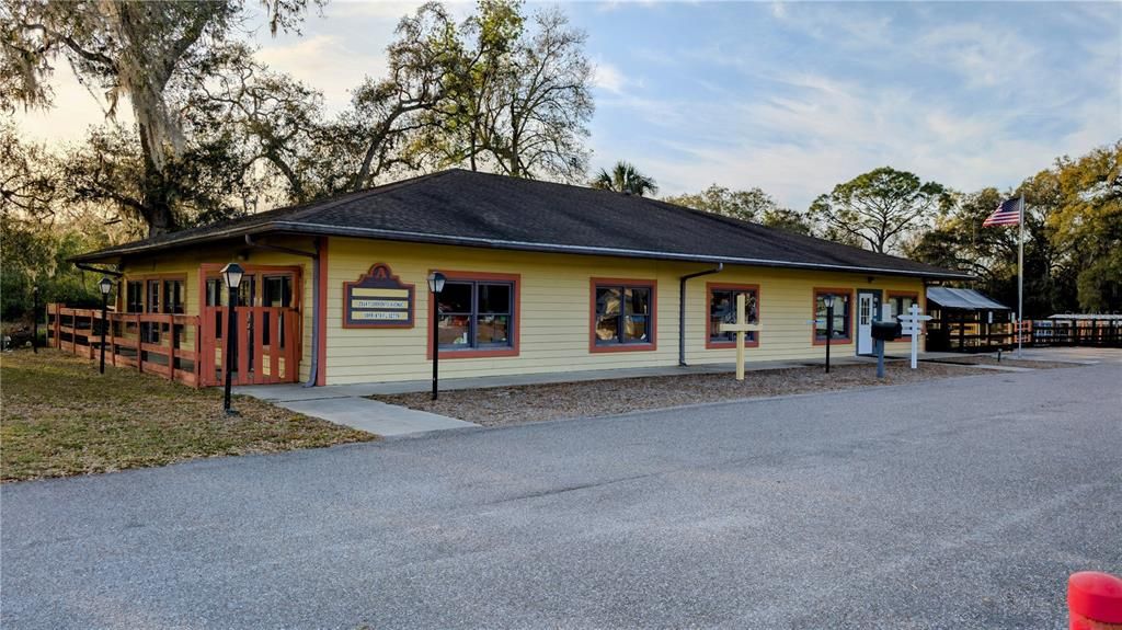 For Sale: $1,100,000 (0 beds, 0 baths, 3750 Square Feet)