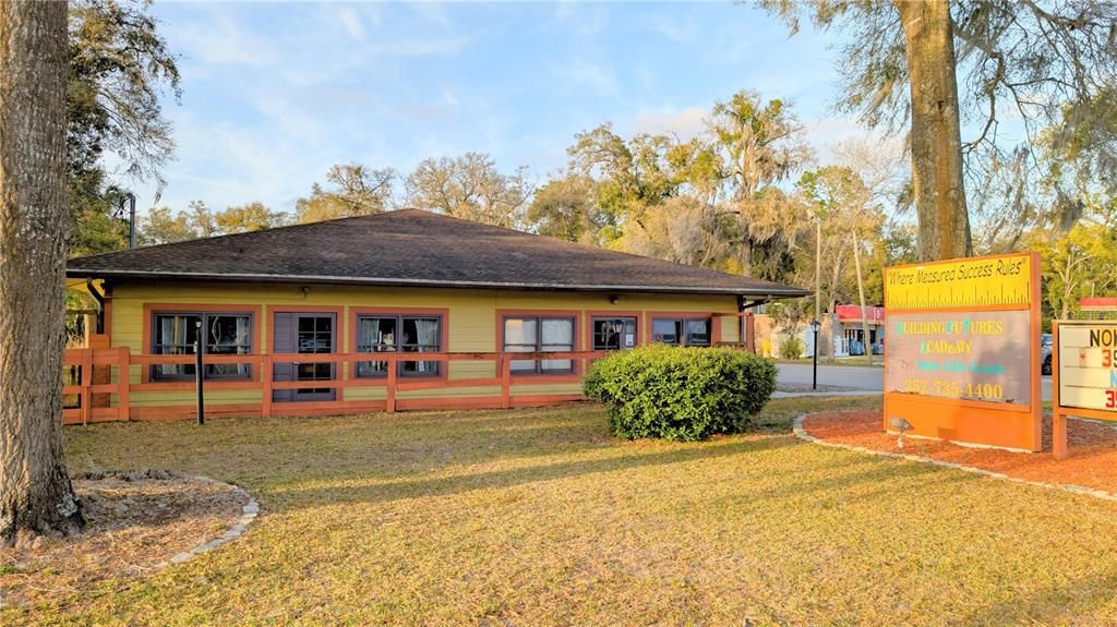 For Sale: $1,100,000 (0 beds, 0 baths, 3750 Square Feet)
