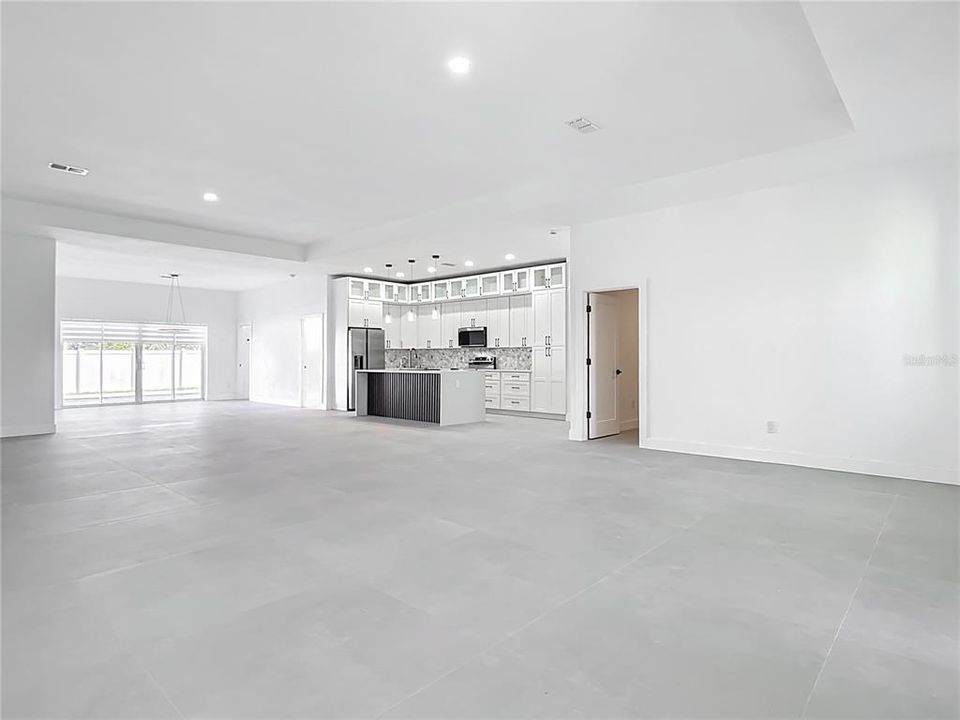 В аренду: $3,100 (5 спален, 2 ванн, 2580 Квадратных фут)