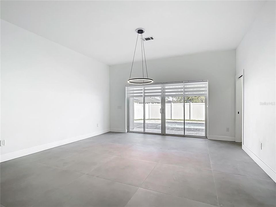 В аренду: $3,100 (5 спален, 2 ванн, 2580 Квадратных фут)