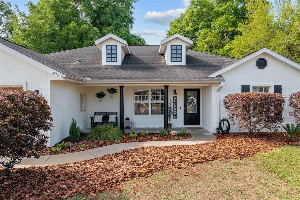 For Sale: $389,000 (4 beds, 3 baths, 1907 Square Feet)