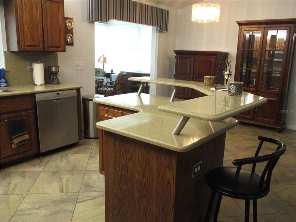For Sale: $259,000 (2 beds, 2 baths, 1398 Square Feet)