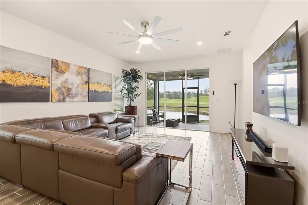 For Sale: $439,000 (2 beds, 2 baths, 1710 Square Feet)
