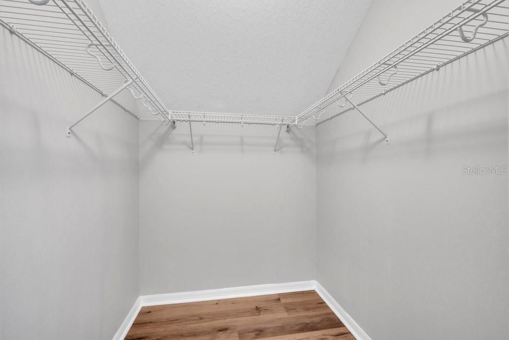 Active With Contract: $2,000 (4 beds, 2 baths, 1438 Square Feet)