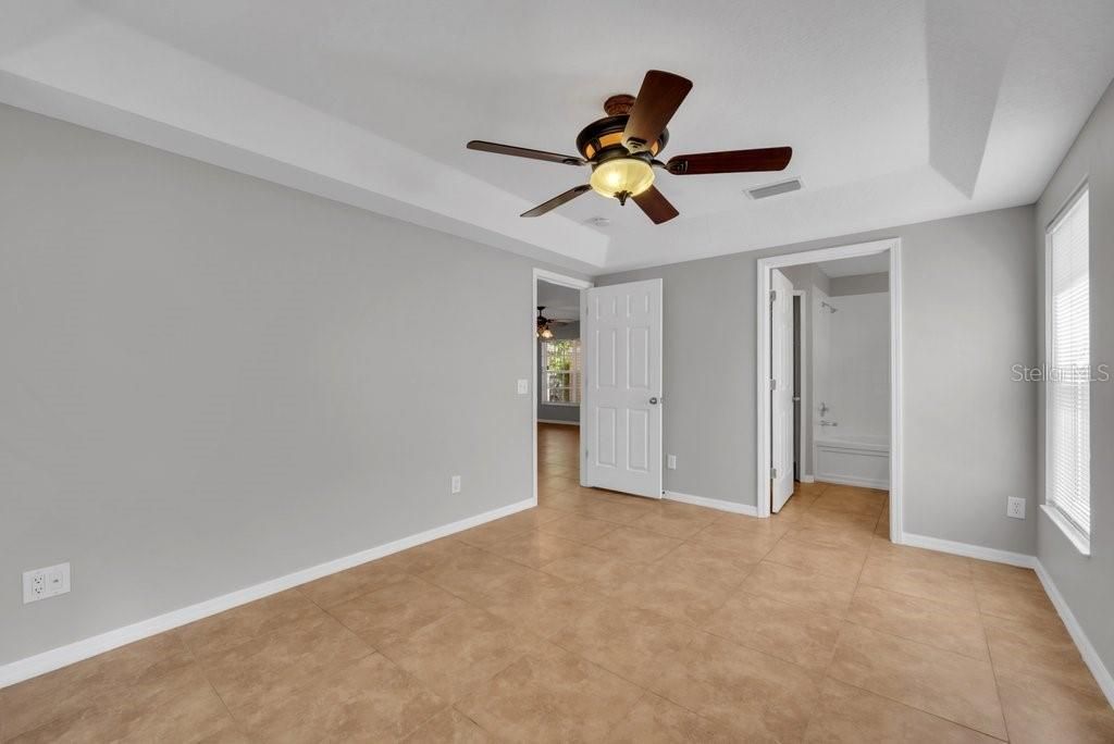 Active With Contract: $2,000 (4 beds, 2 baths, 1438 Square Feet)
