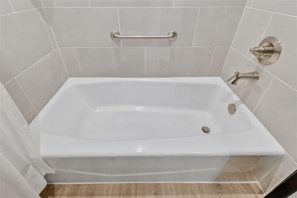 En Venta: $379,000 (3 camas, 2 baños, 1419 Pies cuadrados)