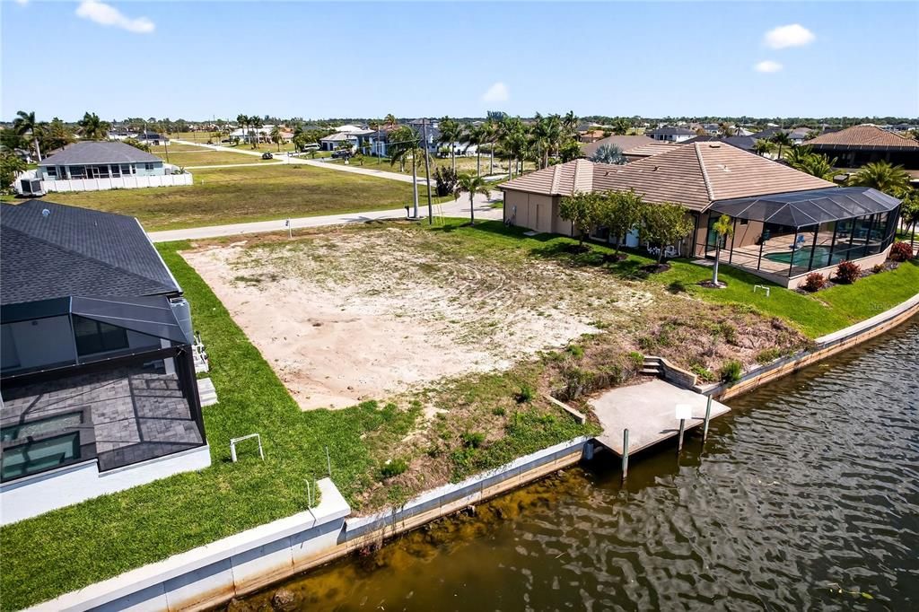 En Venta: $299,000 (0.23 acres)