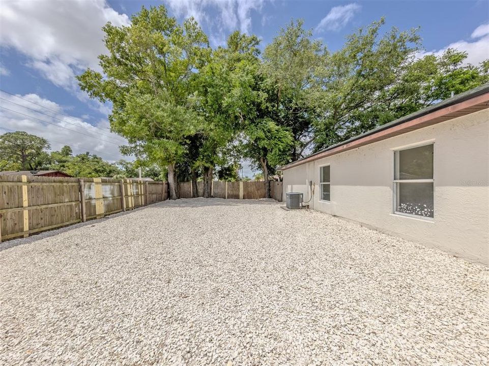 For Sale: $575,000 (8 beds, 0 baths, 2756 Square Feet)