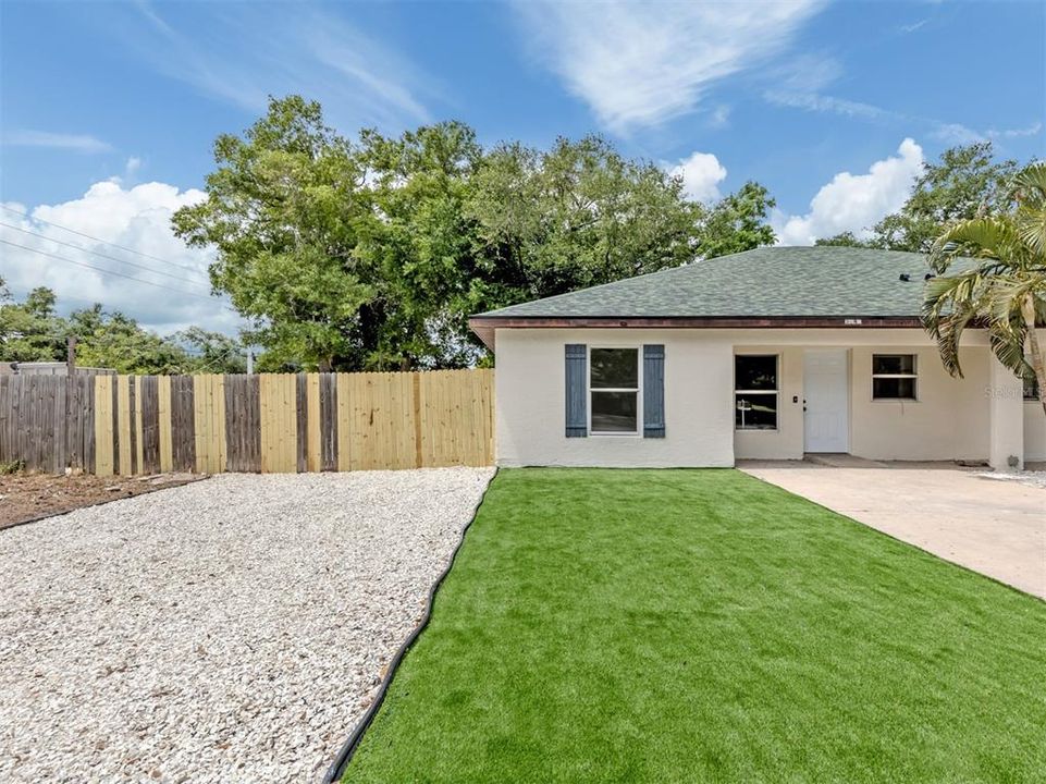 For Sale: $575,000 (8 beds, 0 baths, 2756 Square Feet)