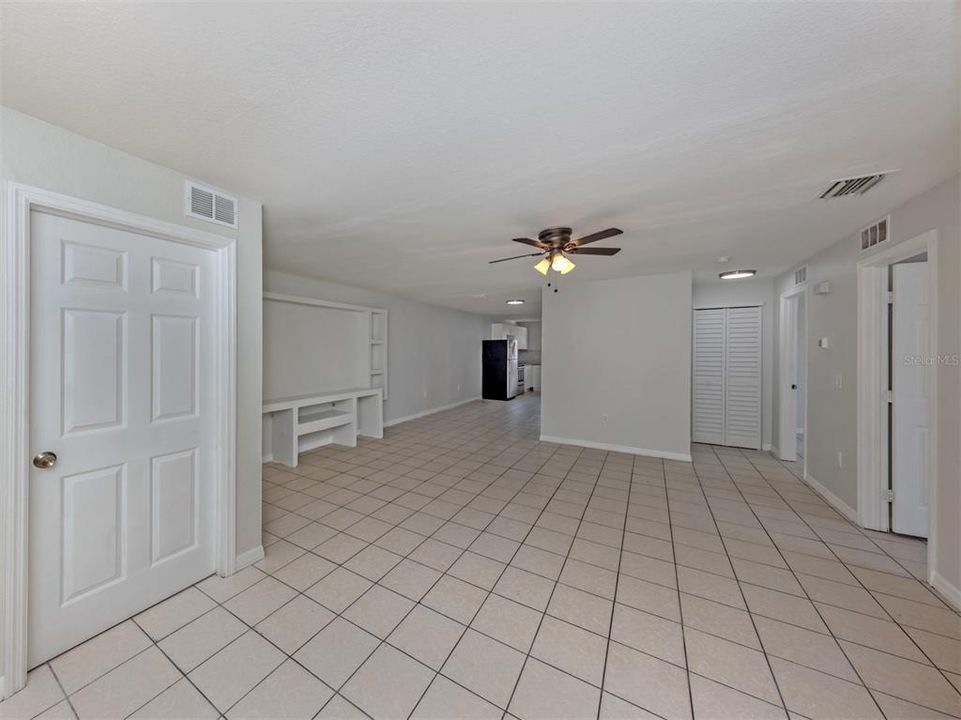 For Sale: $575,000 (8 beds, 0 baths, 2756 Square Feet)