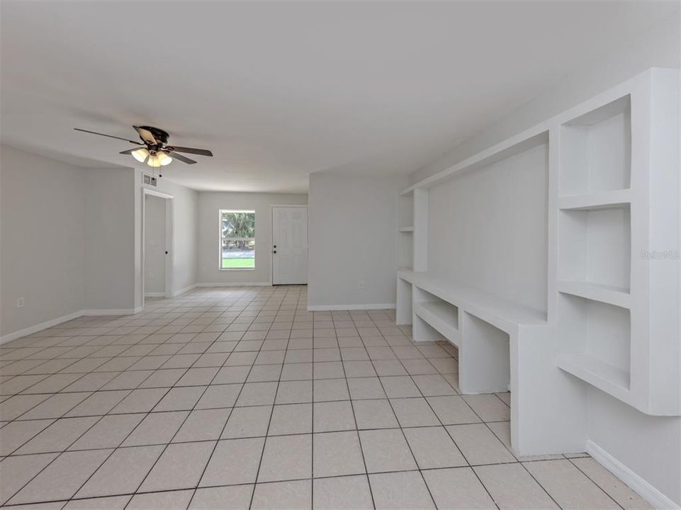 For Sale: $575,000 (8 beds, 0 baths, 2756 Square Feet)