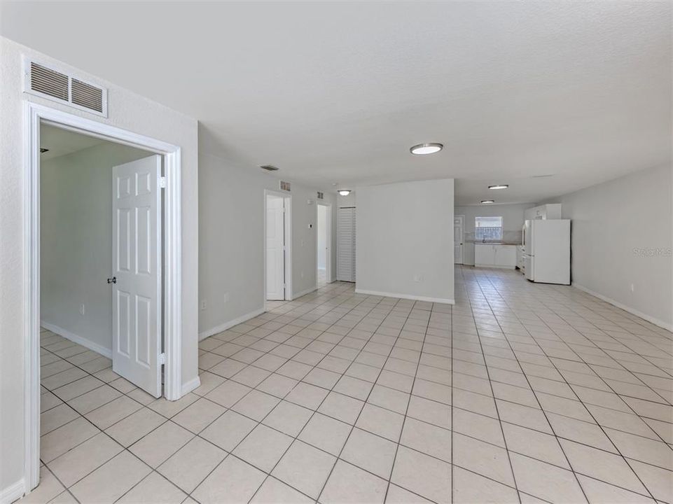 For Sale: $575,000 (8 beds, 0 baths, 2756 Square Feet)