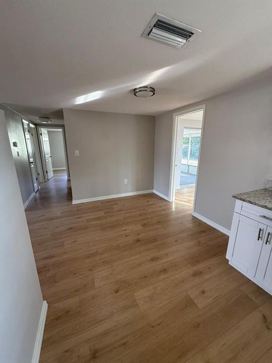 For Rent: $2,100 (3 beds, 2 baths, 1063 Square Feet)