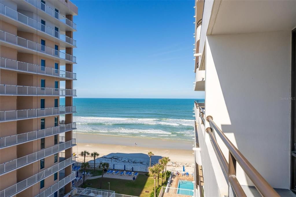 For Sale: $625,000 (3 beds, 2 baths, 2085 Square Feet)