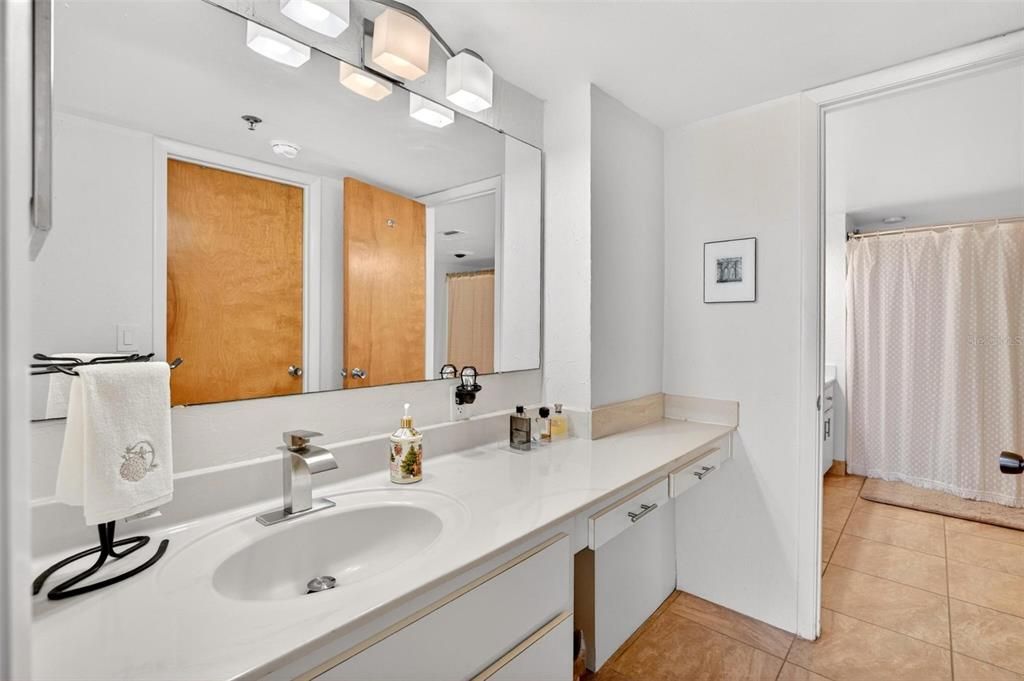 For Sale: $625,000 (3 beds, 2 baths, 2085 Square Feet)