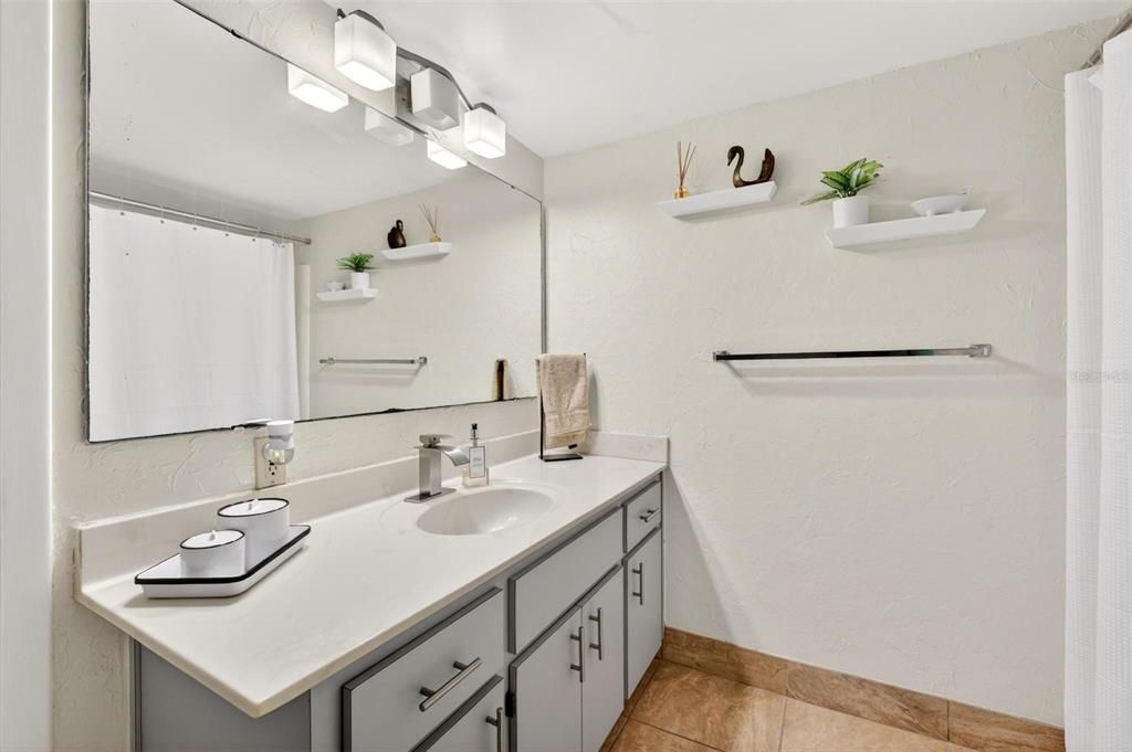 For Sale: $625,000 (3 beds, 2 baths, 2085 Square Feet)