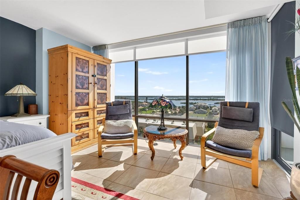 For Sale: $625,000 (3 beds, 2 baths, 2085 Square Feet)