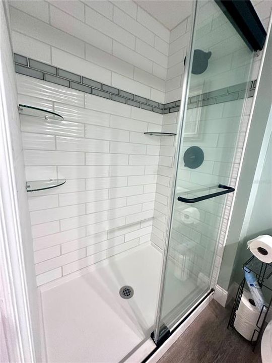 Active With Contract: $229,900 (2 beds, 2 baths, 1236 Square Feet)