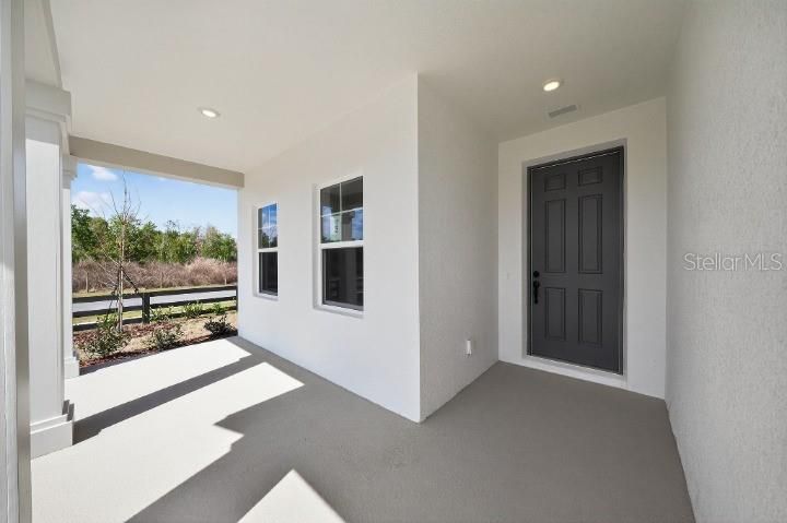 Activo con contrato: $524,990 (4 camas, 2 baños, 1903 Pies cuadrados)