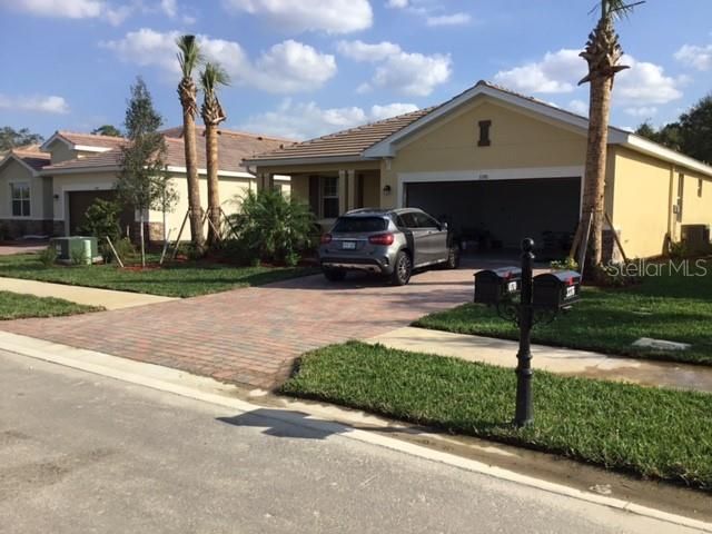 For Sale: $359,400 (3 beds, 3 baths, 1852 Square Feet)