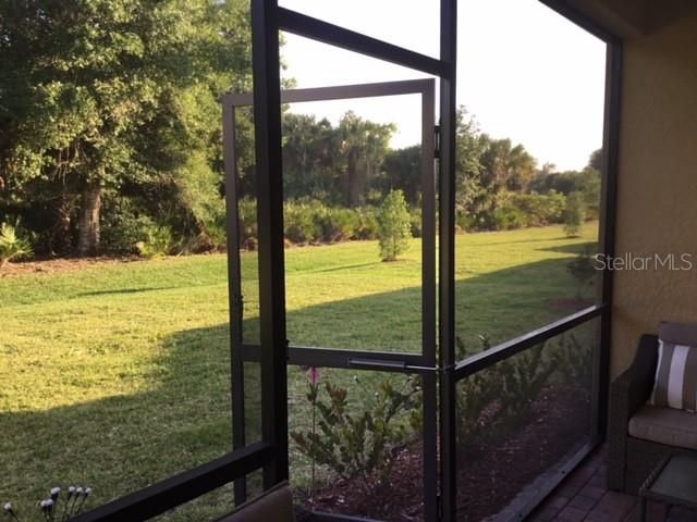 For Sale: $359,400 (3 beds, 3 baths, 1852 Square Feet)