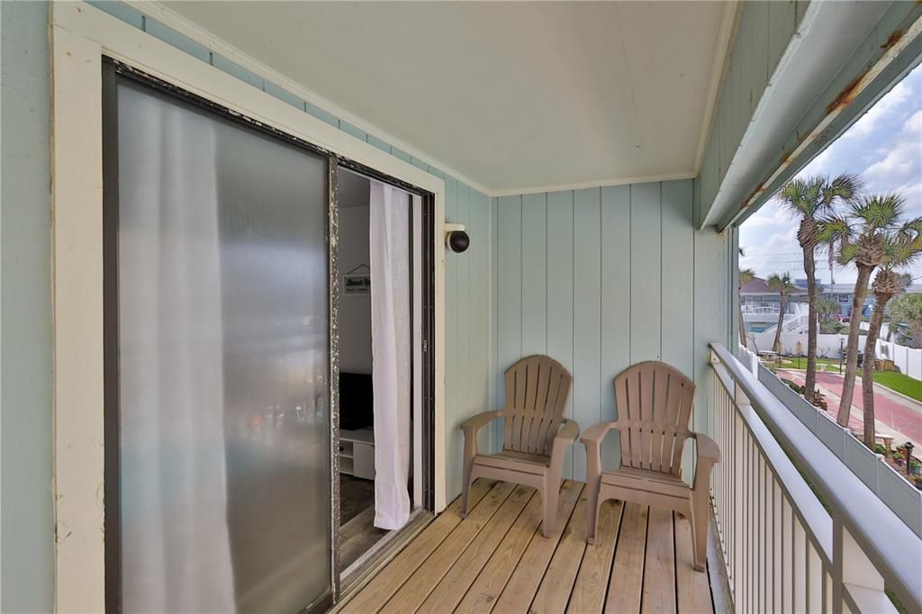 For Sale: $187,000 (1 beds, 1 baths, 507 Square Feet)