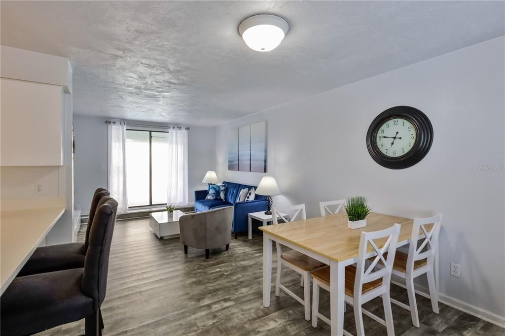 For Sale: $187,000 (1 beds, 1 baths, 507 Square Feet)