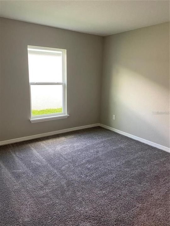 Active With Contract: $2,450 (3 beds, 2 baths, 1990 Square Feet)