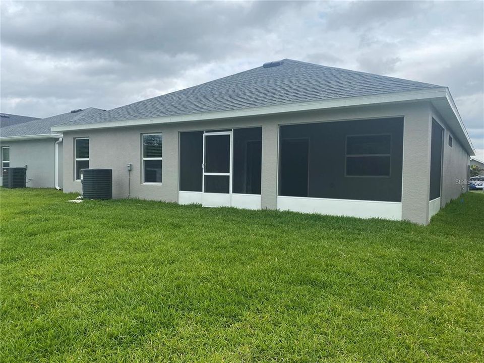 Active With Contract: $2,450 (3 beds, 2 baths, 1990 Square Feet)
