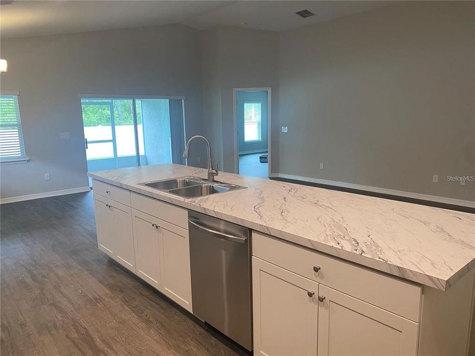 Active With Contract: $2,450 (3 beds, 2 baths, 1990 Square Feet)