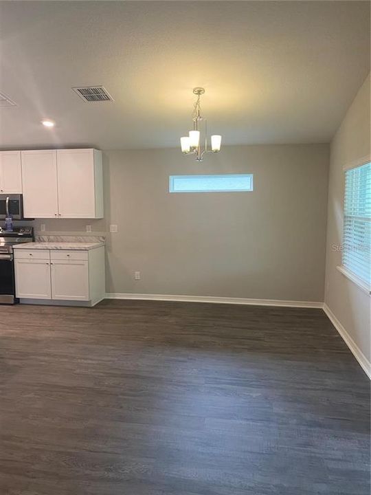 Active With Contract: $2,450 (3 beds, 2 baths, 1990 Square Feet)