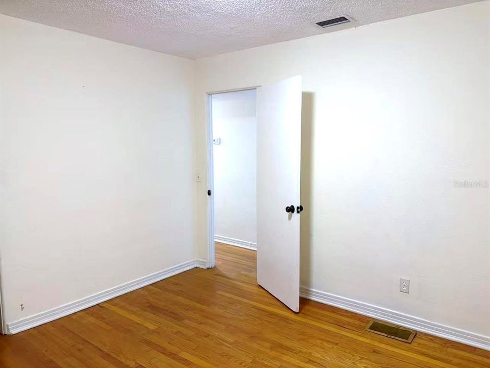 En Renta: $2,980 (4 camas, 3 baños, 2000 Pies cuadrados)
