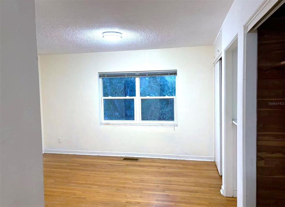 En Renta: $2,980 (4 camas, 3 baños, 2000 Pies cuadrados)