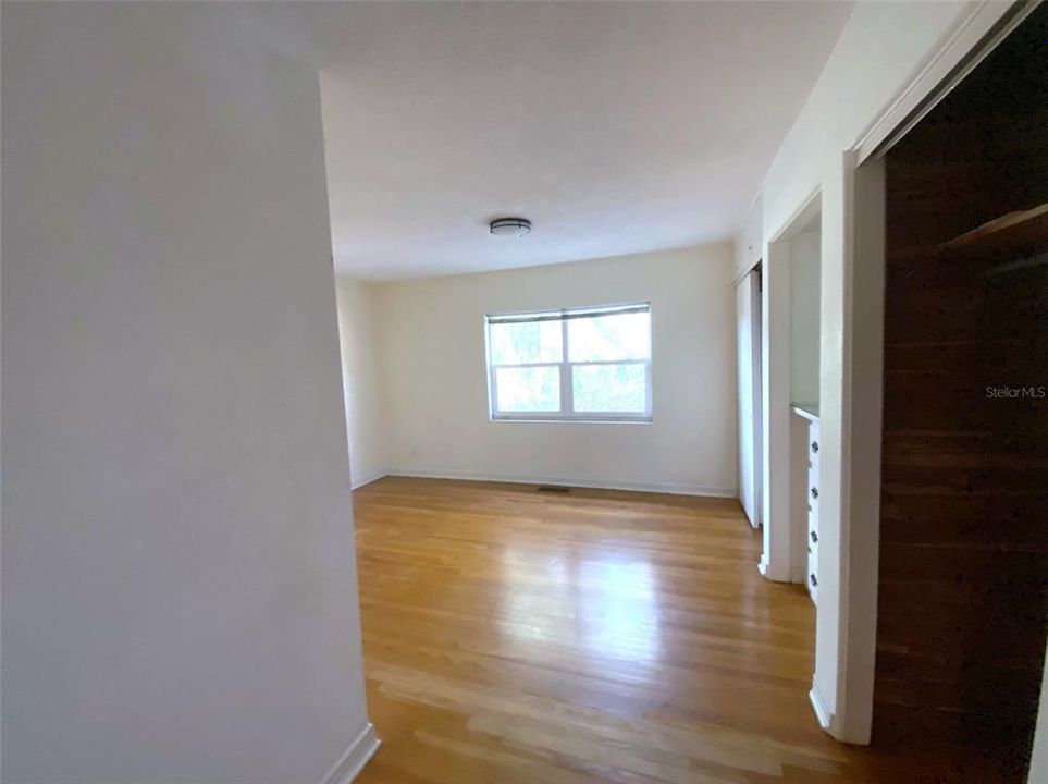 En Renta: $2,980 (4 camas, 3 baños, 2000 Pies cuadrados)