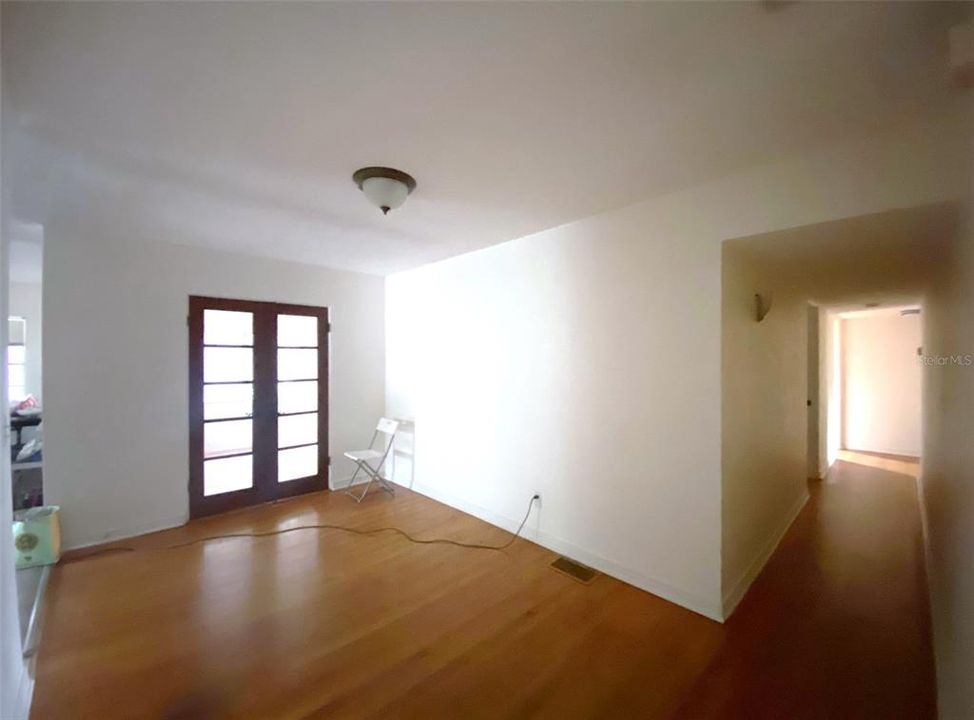 En Renta: $2,980 (4 camas, 3 baños, 2000 Pies cuadrados)