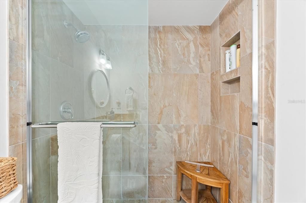 В аренду: $5,000 (2 спален, 2 ванн, 1002 Квадратных фут)