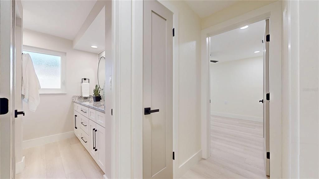 Active With Contract: $5,975 (4 beds, 2 baths, 1913 Square Feet)
