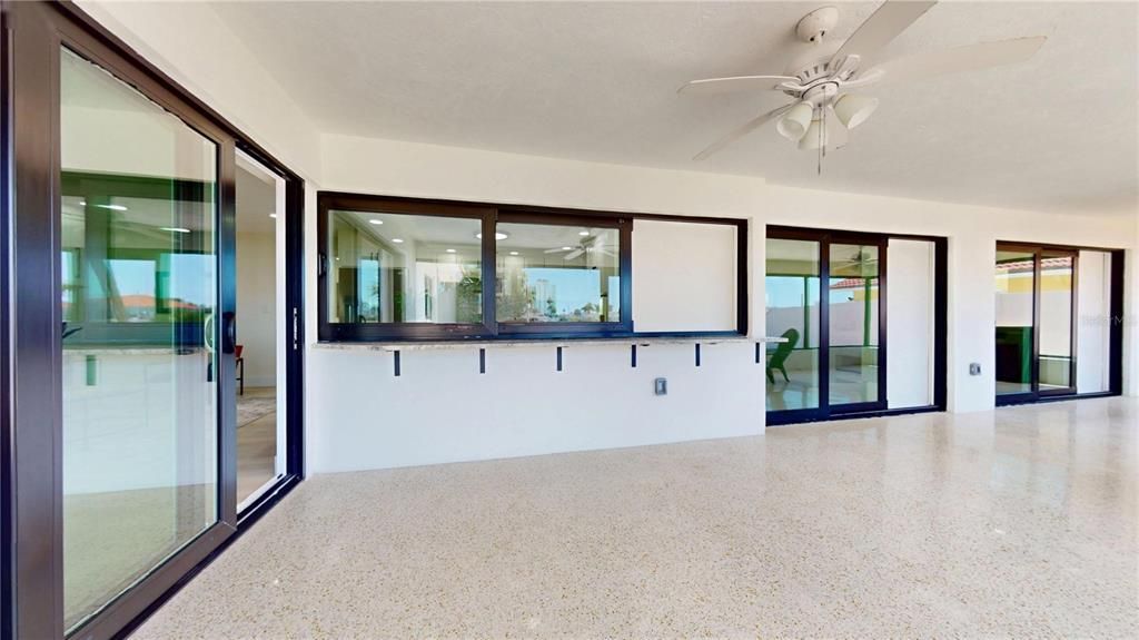 Active With Contract: $5,975 (4 beds, 2 baths, 1913 Square Feet)