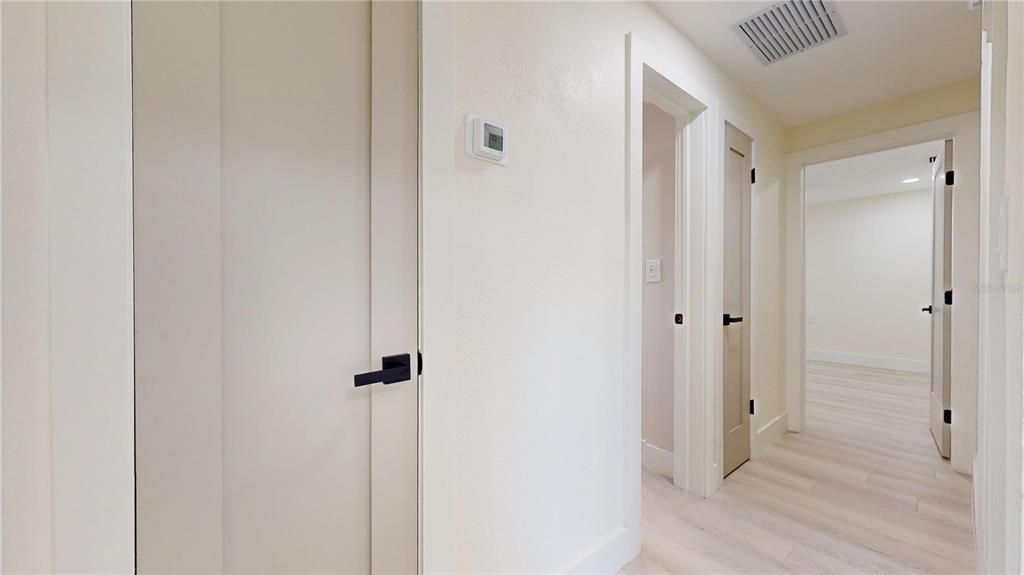 Active With Contract: $5,975 (4 beds, 2 baths, 1913 Square Feet)