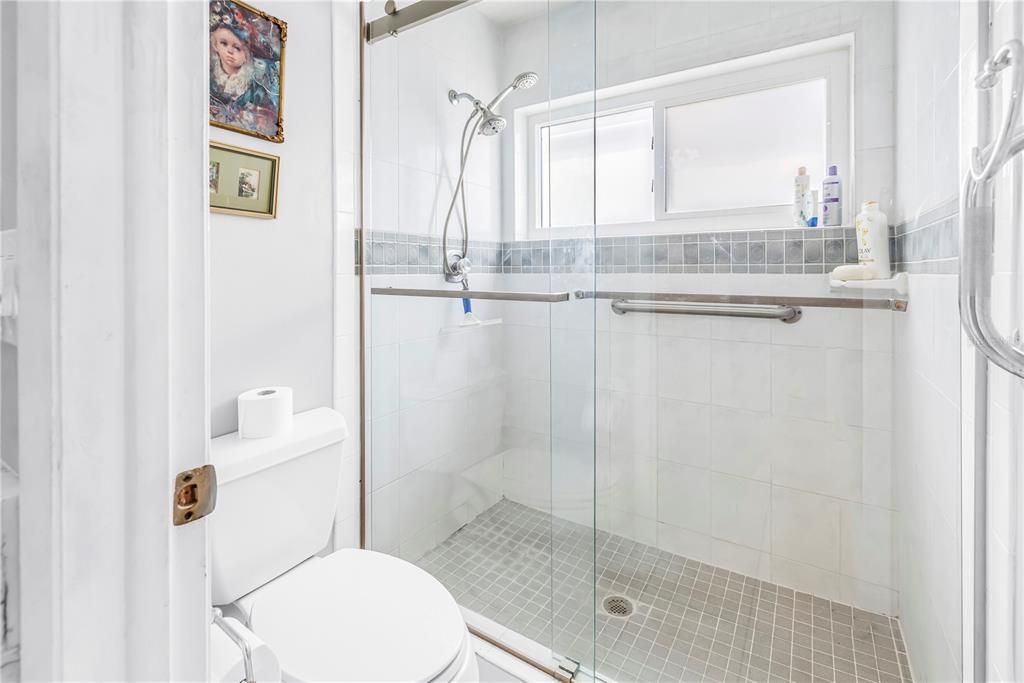 En Venta: $399,000 (3 camas, 2 baños, 1794 Pies cuadrados)