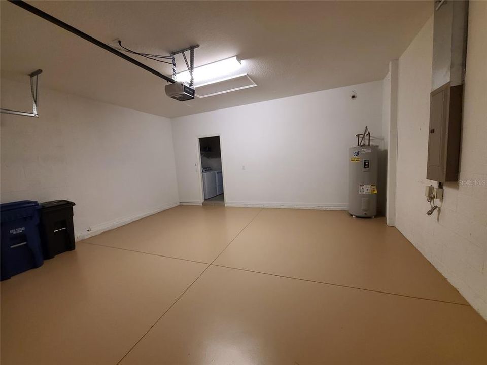 For Rent: $2,700 (4 beds, 3 baths, 2032 Square Feet)