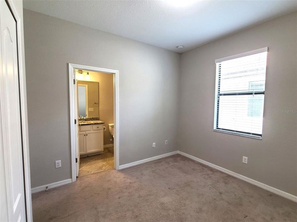 For Rent: $2,700 (4 beds, 3 baths, 2032 Square Feet)