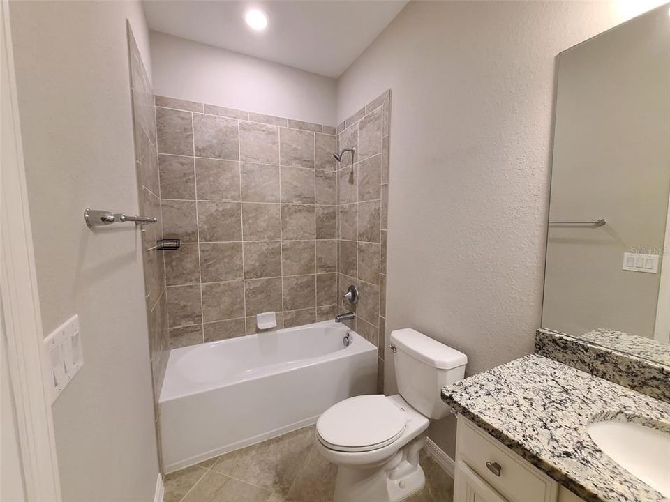 For Rent: $2,700 (4 beds, 3 baths, 2032 Square Feet)