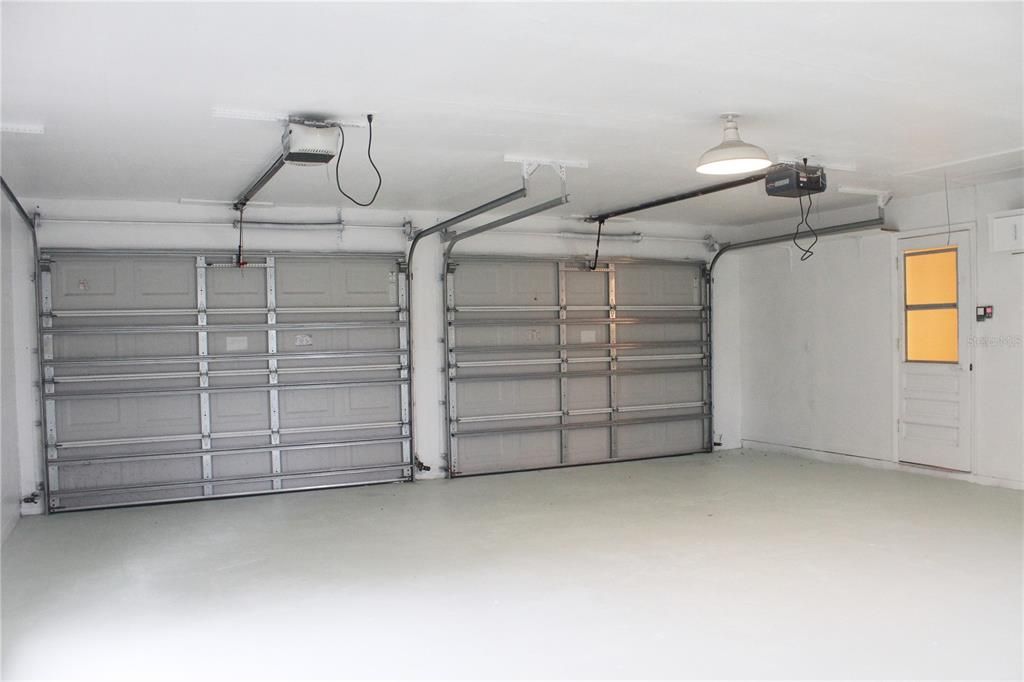 For Sale: $270,000 (4 beds, 2 baths, 2238 Square Feet)