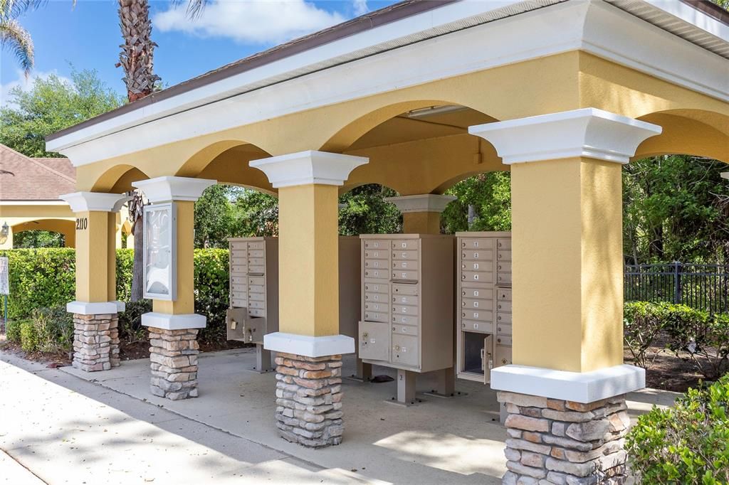 Activo con contrato: $295,000 (3 camas, 2 baños, 1489 Pies cuadrados)