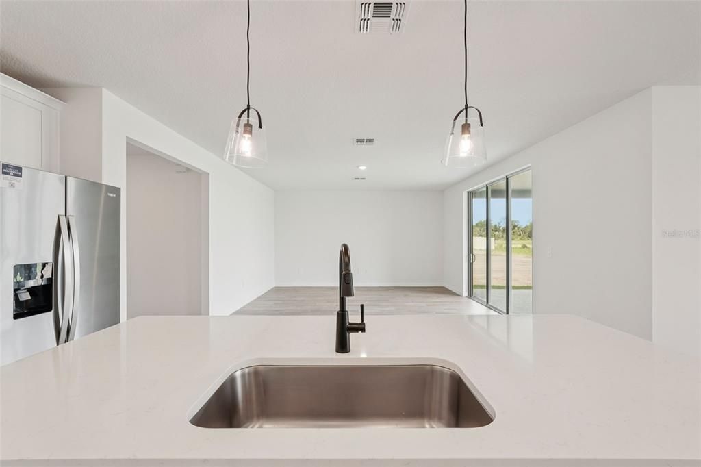 Active With Contract: $435,000 (4 beds, 3 baths, 2181 Square Feet)